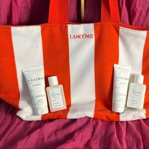Oneiro Shower Set & Lancome Tote Bag